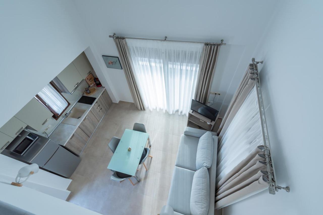 Kalli'S Apartments นิกิติ ภายนอก รูปภาพ
