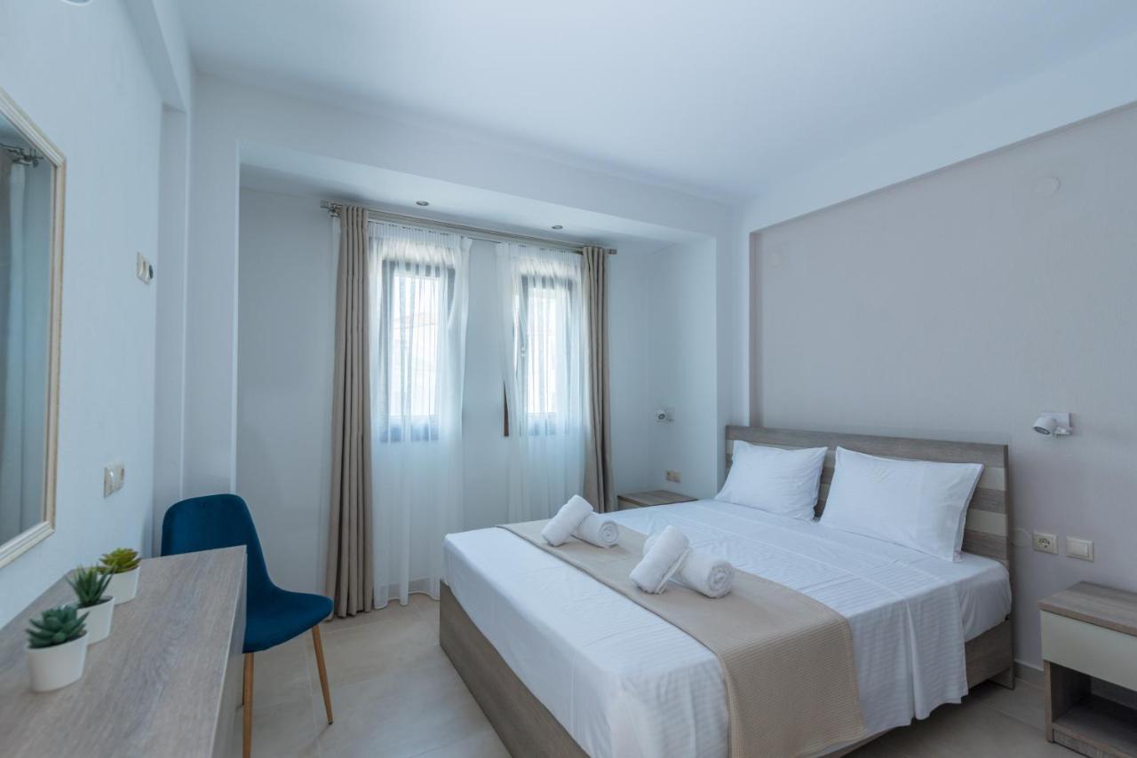 Kalli'S Apartments นิกิติ ภายนอก รูปภาพ