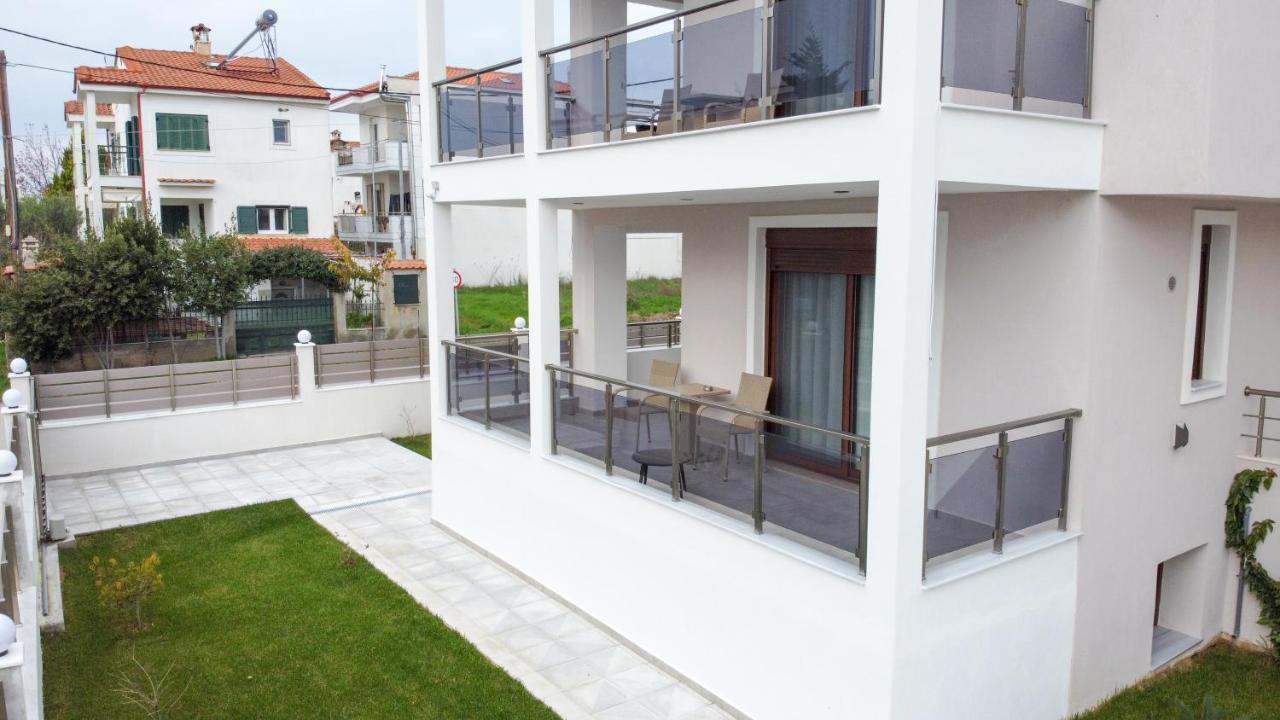 Kalli'S Apartments นิกิติ ภายนอก รูปภาพ