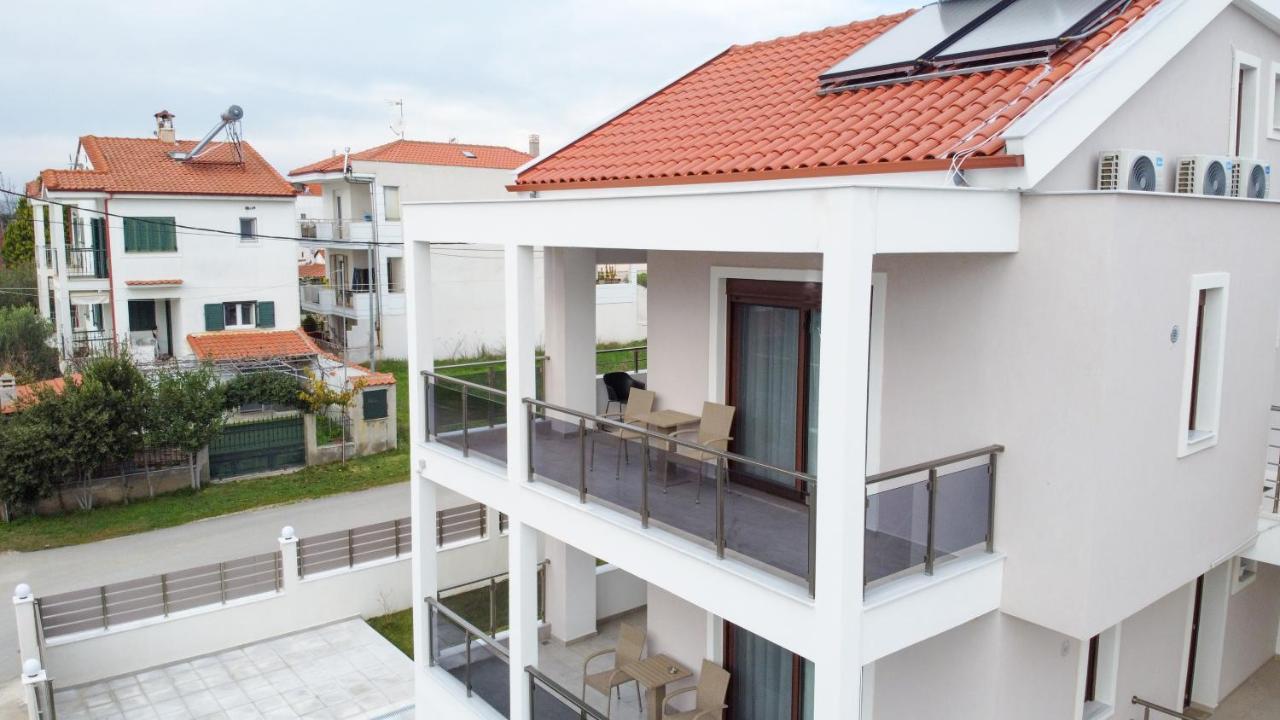 Kalli'S Apartments นิกิติ ภายนอก รูปภาพ