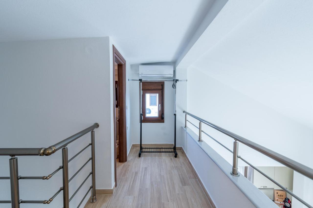 Kalli'S Apartments นิกิติ ภายนอก รูปภาพ