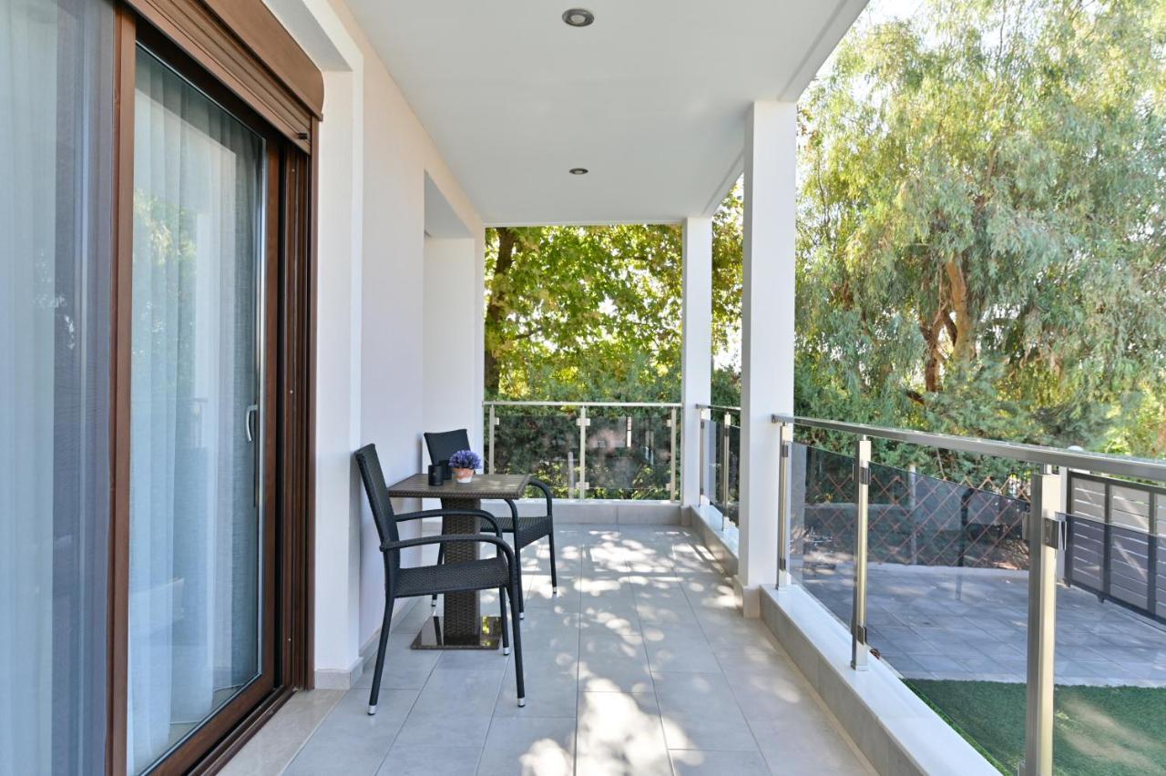 Kalli'S Apartments นิกิติ ภายนอก รูปภาพ
