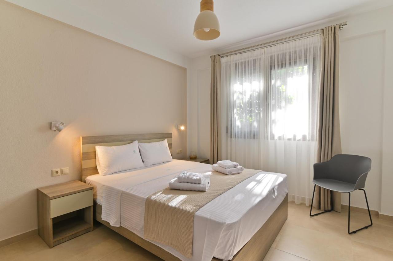 Kalli'S Apartments นิกิติ ภายนอก รูปภาพ