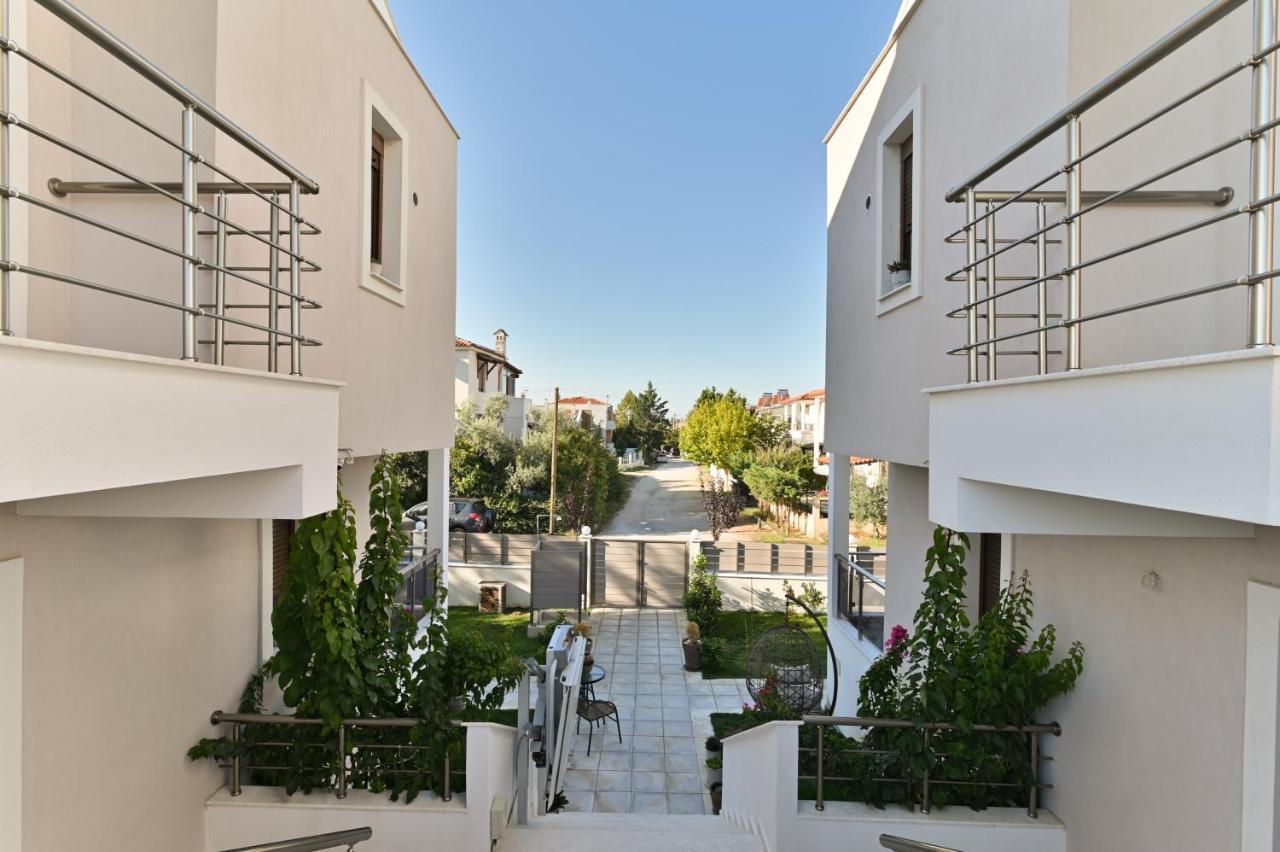 Kalli'S Apartments นิกิติ ภายนอก รูปภาพ